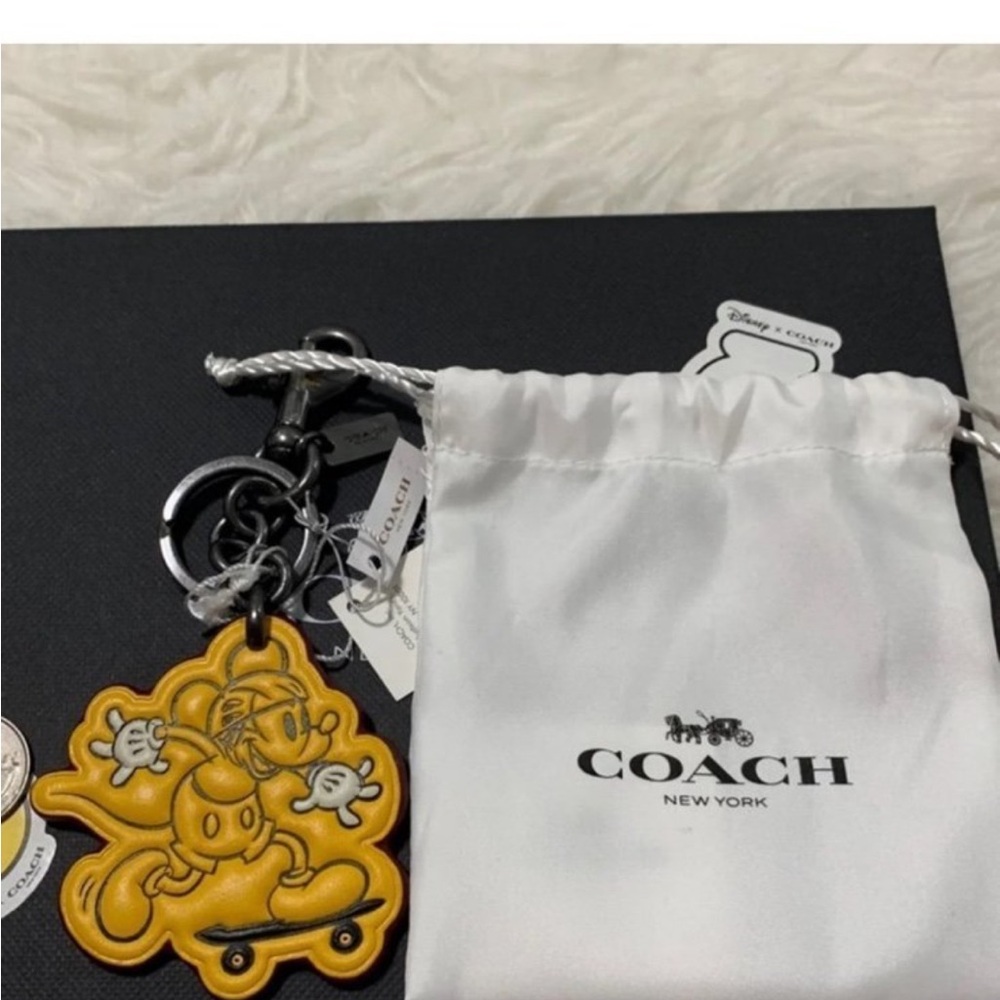 COACH LIMITED EDITION X- DISNEY Mickey Mouse KEY Fob Bag CHARM - Picture 2 of 5